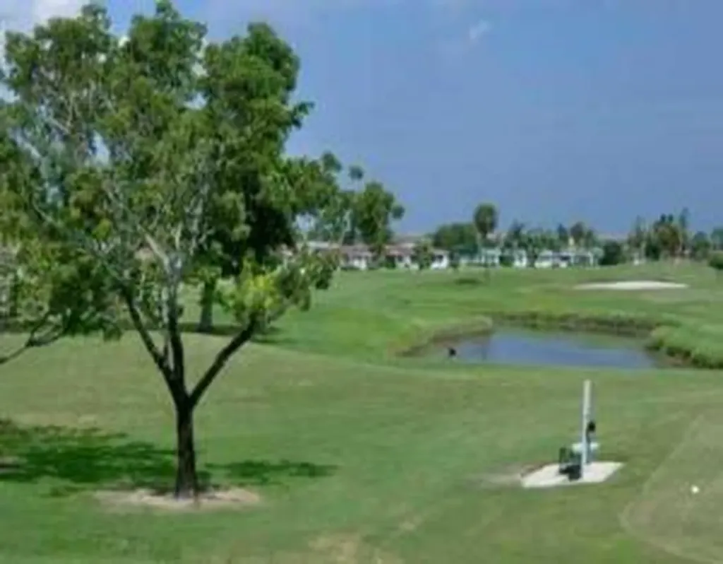 283 Saxony F Delray Beach FL 33446