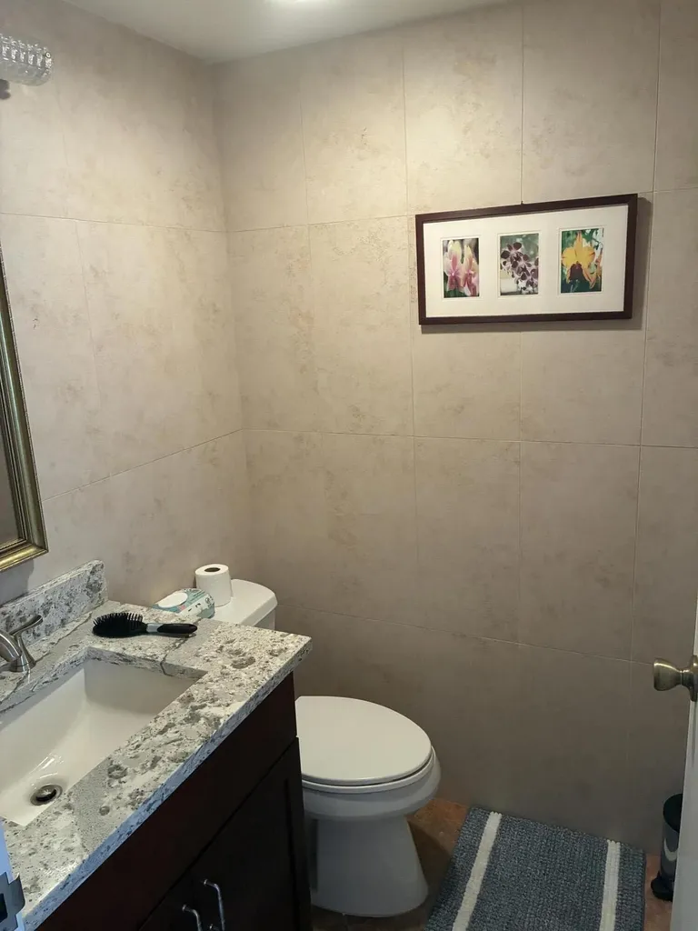 283 Saxony F Delray Beach FL 33446
