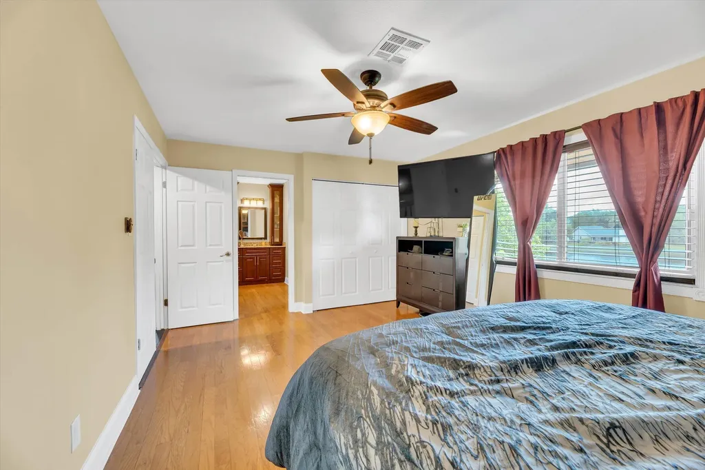 621 SW 98th Terrace Pembroke Pines FL 33025