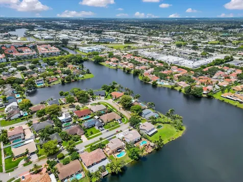 621 SW 98th Terrace Pembroke Pines FL 33025