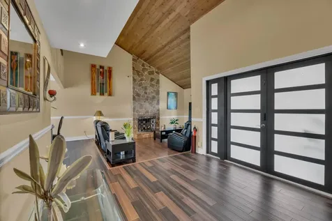 621 SW 98th Terrace Pembroke Pines FL 33025