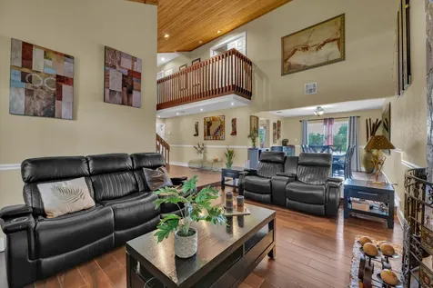 621 SW 98th Terrace Pembroke Pines FL 33025