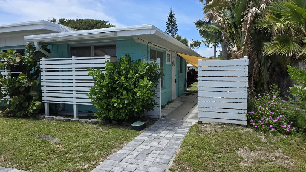 1125 S Ocean Drive Hutchinson Island FL 34949