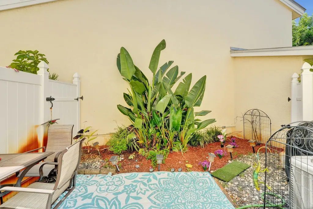 1455 Holly Heights Drive Fort Lauderdale FL 33304