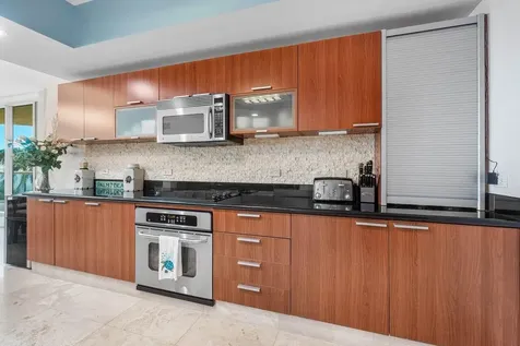 2650 Lake Shore Drive Riviera Beach FL 33404