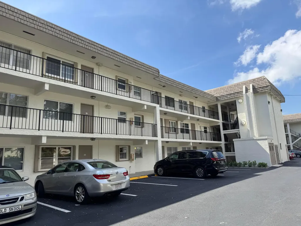 4143 N Ocean Boulevard Fort Lauderdale FL 33308