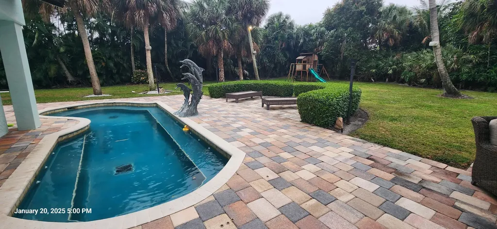 1066 SE Saint Lucie Boulevard Stuart FL 34996