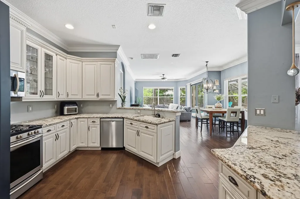 4228 Cedar Creek Ranch Circle Lake Worth FL 33467