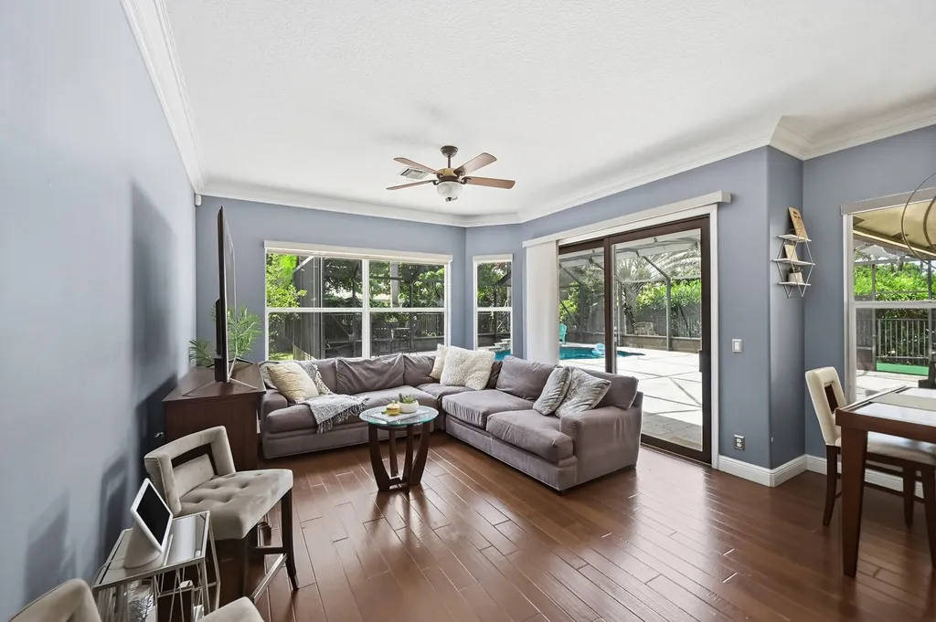 4228 Cedar Creek Ranch Circle Lake Worth FL 33467