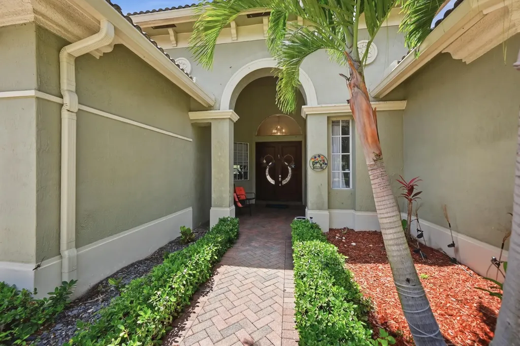 4228 Cedar Creek Ranch Circle Lake Worth FL 33467