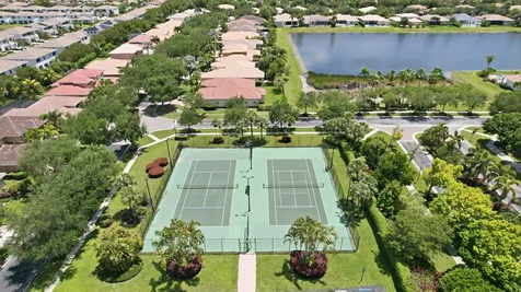 4228 Cedar Creek Ranch Circle Lake Worth FL 33467