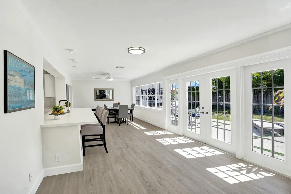 3930 NE 21st Avenue Fort Lauderdale FL 33308
