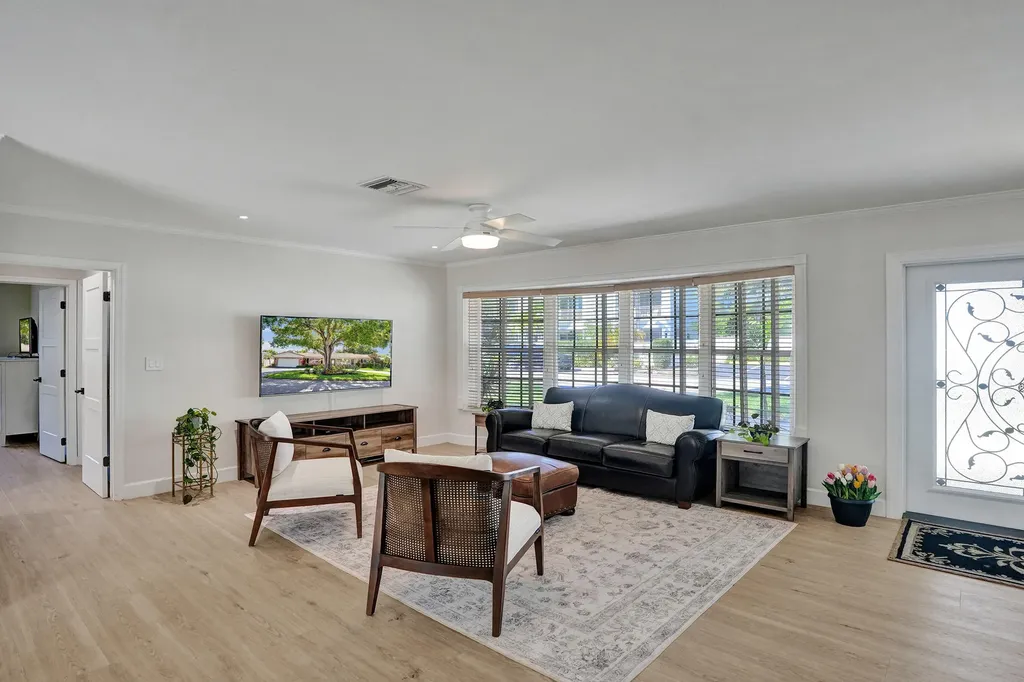 3930 NE 21st Avenue Fort Lauderdale FL 33308