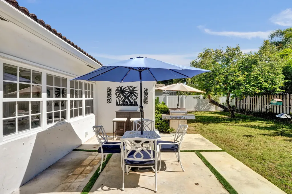 3930 NE 21st Avenue Fort Lauderdale FL 33308