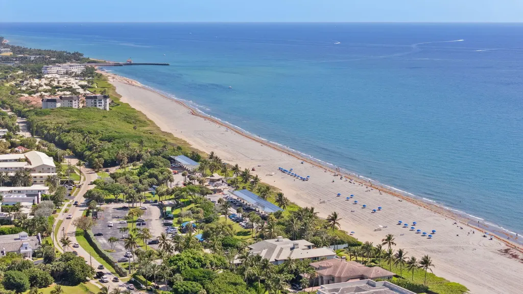 740 W Horizons W Boynton Beach FL 33435