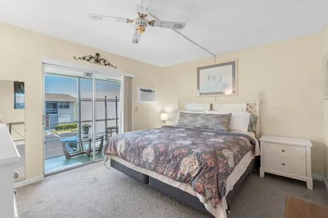 740 W Horizons W Boynton Beach FL 33435