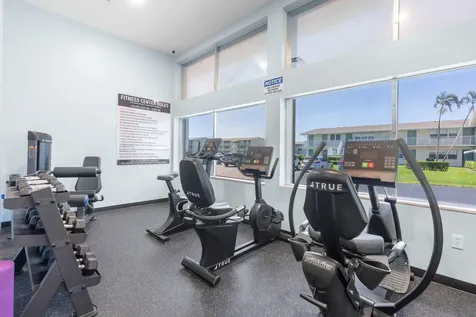 740 W Horizons W Boynton Beach FL 33435