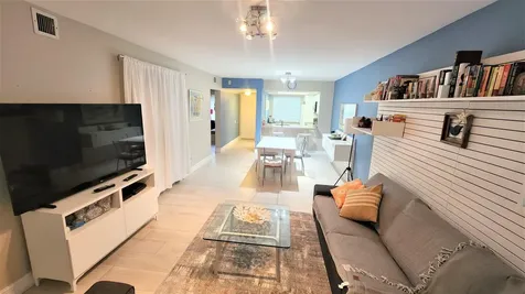 600 Egret Circle Delray Beach FL 33444