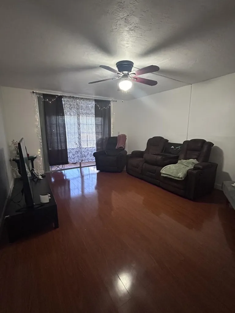 7300 NW 17th Street Plantation FL 33313