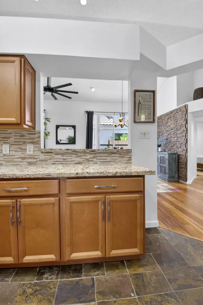 6694 NW 26th Way Boca Raton FL 33496