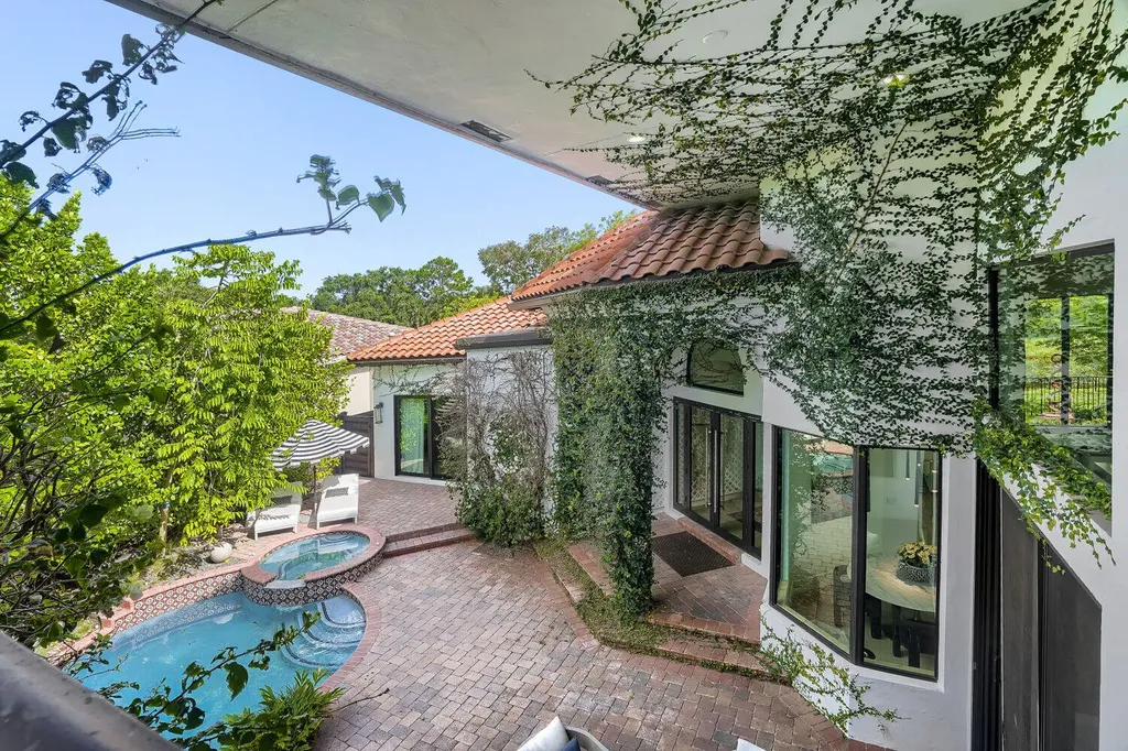 6179 Vía Venetia S Delray Beach FL 33484