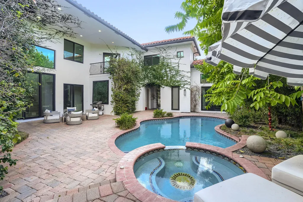 6179 Vía Venetia S Delray Beach FL 33484