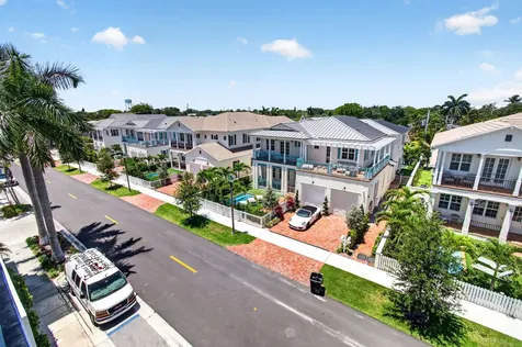 111 SE 1st Avenue Delray Beach FL 33444