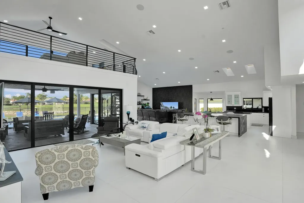 10818 River Glenn Drive Boca Raton FL 33428