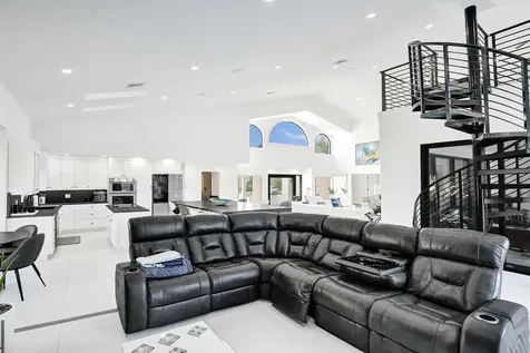 10818 River Glenn Drive Boca Raton FL 33428