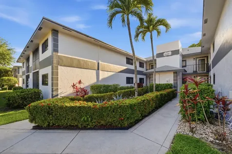 15301 Pembridge Avenue Delray Beach FL 33484