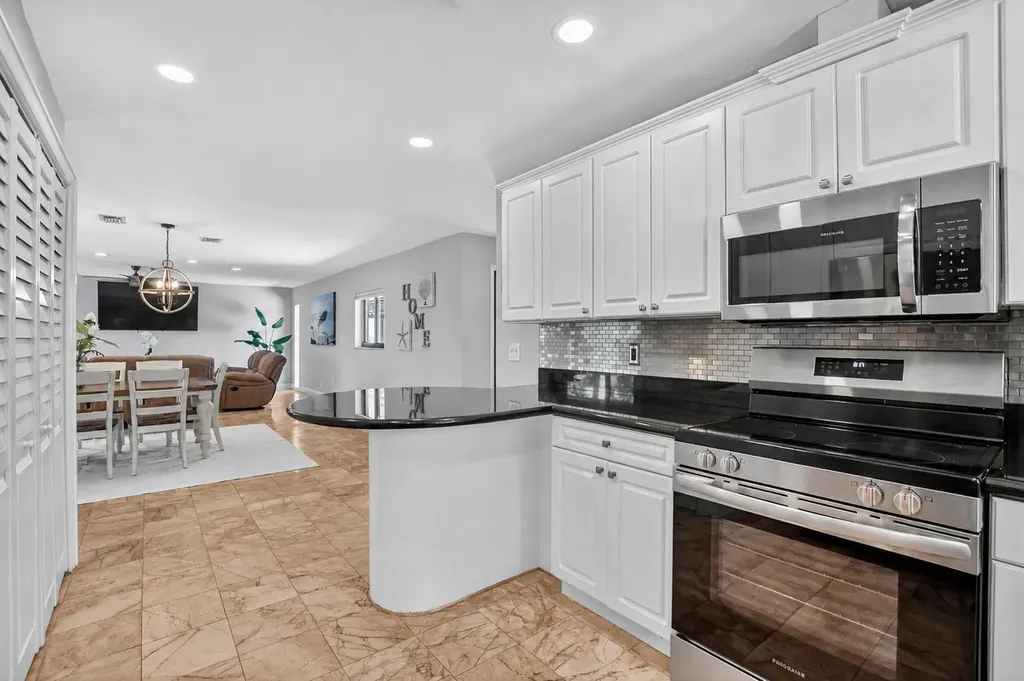 4310 S Ocean Boulevard Highland Beach FL 33487