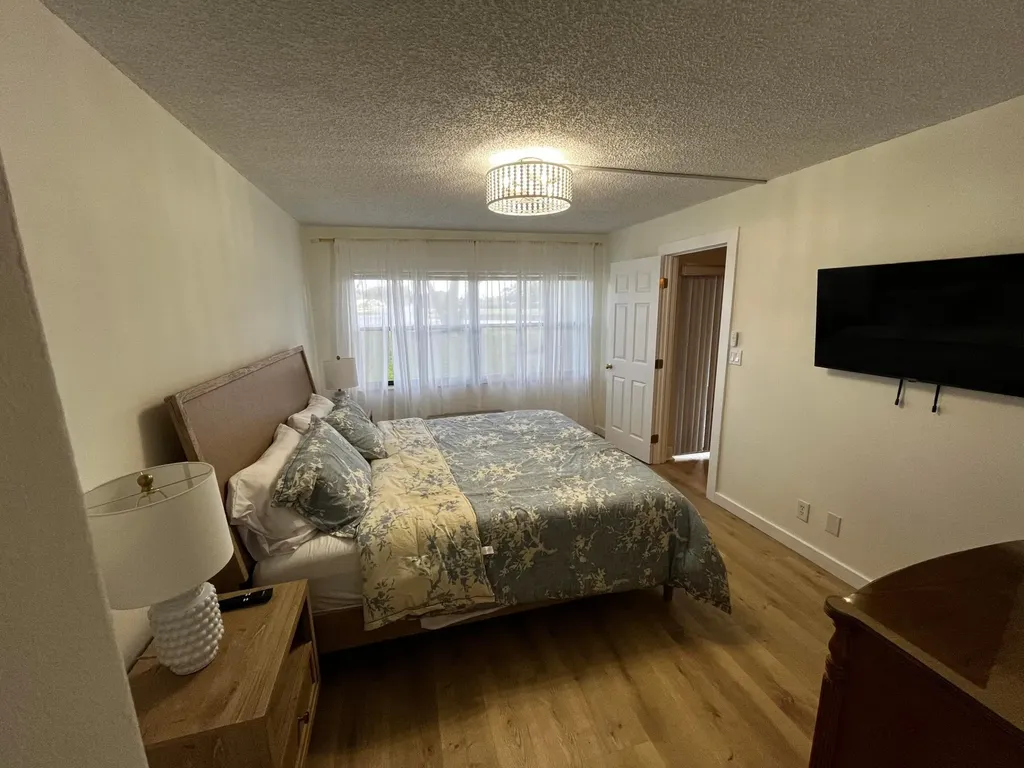 12830 Briarlake Drive Palm Beach Gardens FL 33418