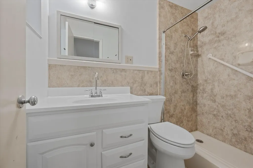 330 SE 9th Court Pompano Beach FL 33060