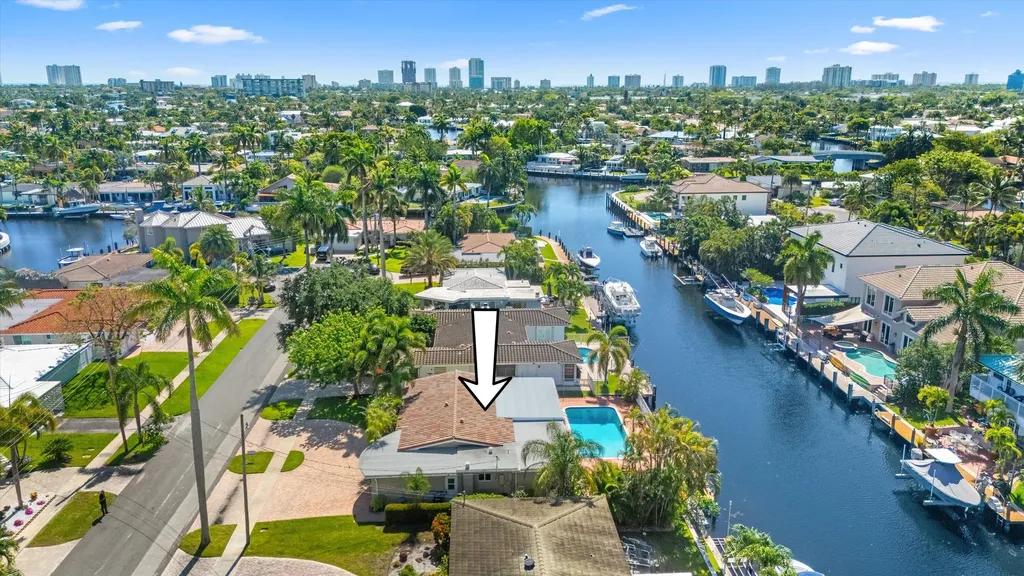 330 SE 9th Court Pompano Beach FL 33060