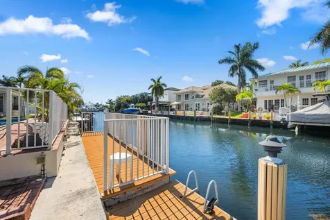 330 SE 9th Court Pompano Beach FL 33060