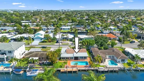 330 SE 9th Court Pompano Beach FL 33060