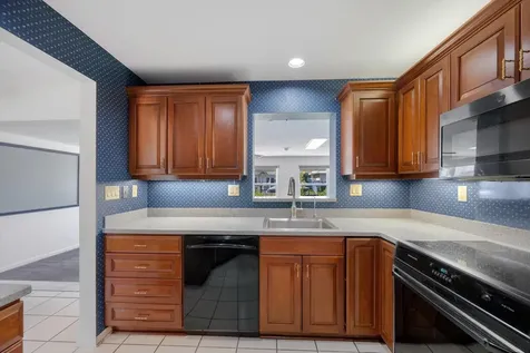 330 SE 9th Court Pompano Beach FL 33060