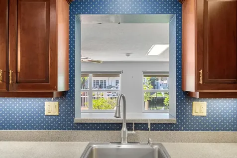 330 SE 9th Court Pompano Beach FL 33060