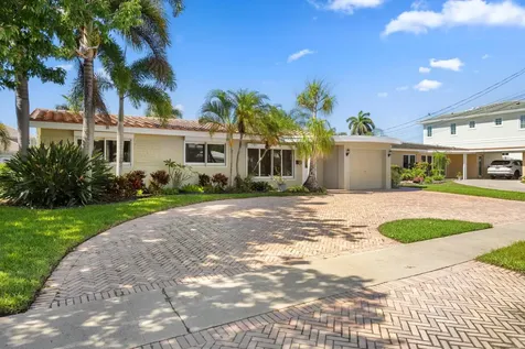 330 SE 9th Court Pompano Beach FL 33060