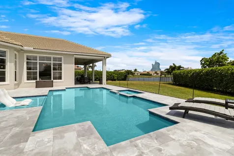 4830 W Sterling Ranch Circle Davie FL 33314
