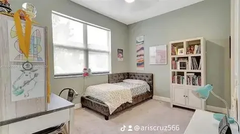 20908 NW 1st Drive Pembroke Pines FL 33029