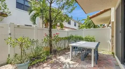 20908 NW 1st Drive Pembroke Pines FL 33029