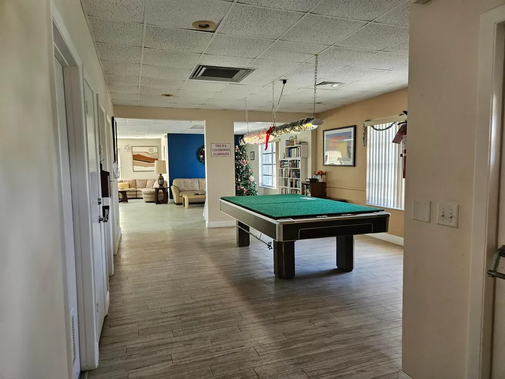2886 E Fernley Drive Drive E West Palm Beach FL 33415