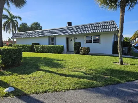 2886 E Fernley Drive Drive E West Palm Beach FL 33415