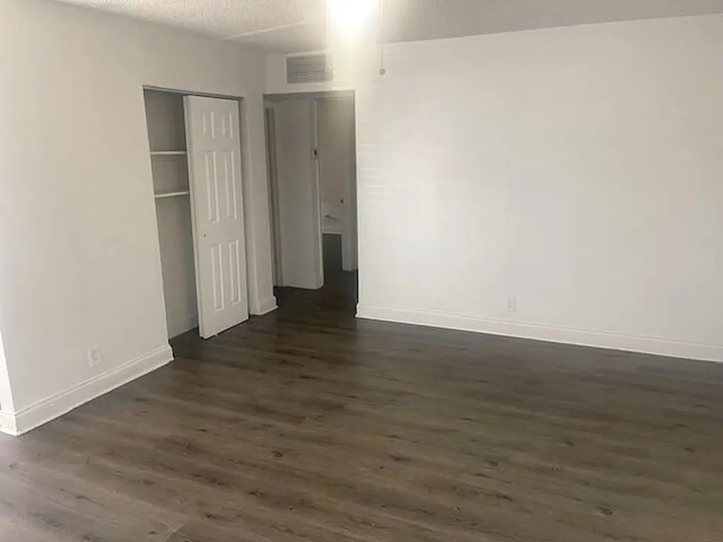 1451 NW 20th Court Fort Lauderdale FL 33311
