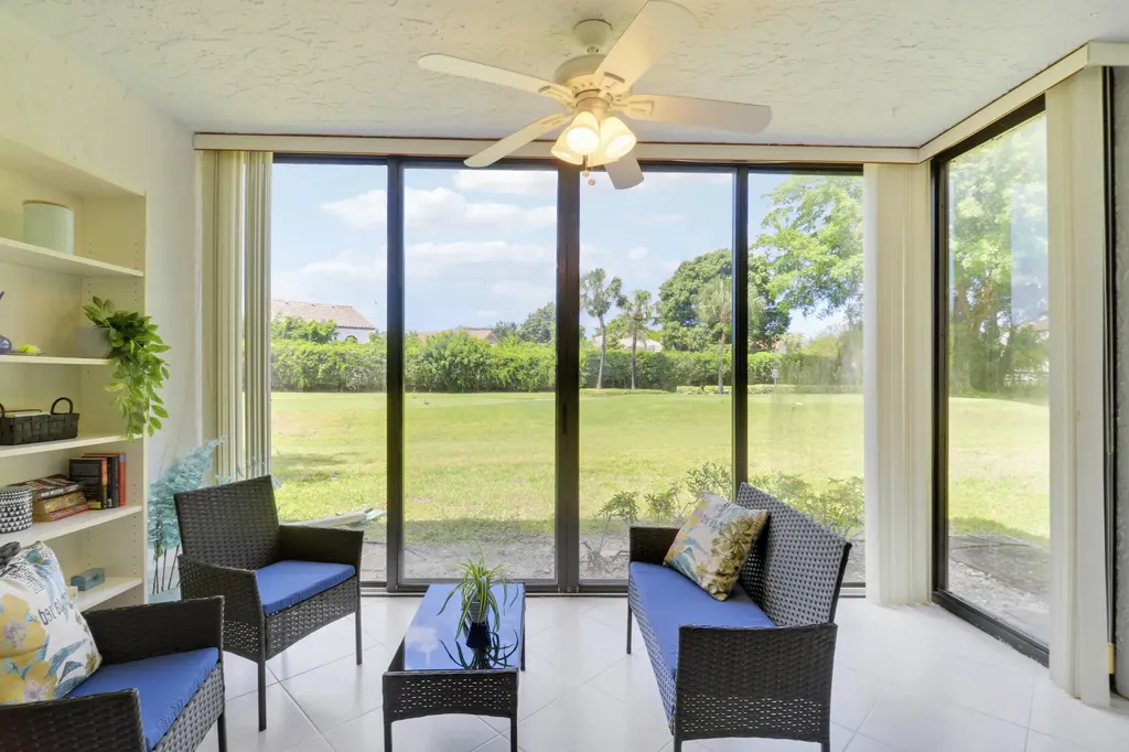 5121 Oak Hill Lane Delray Beach FL 33484