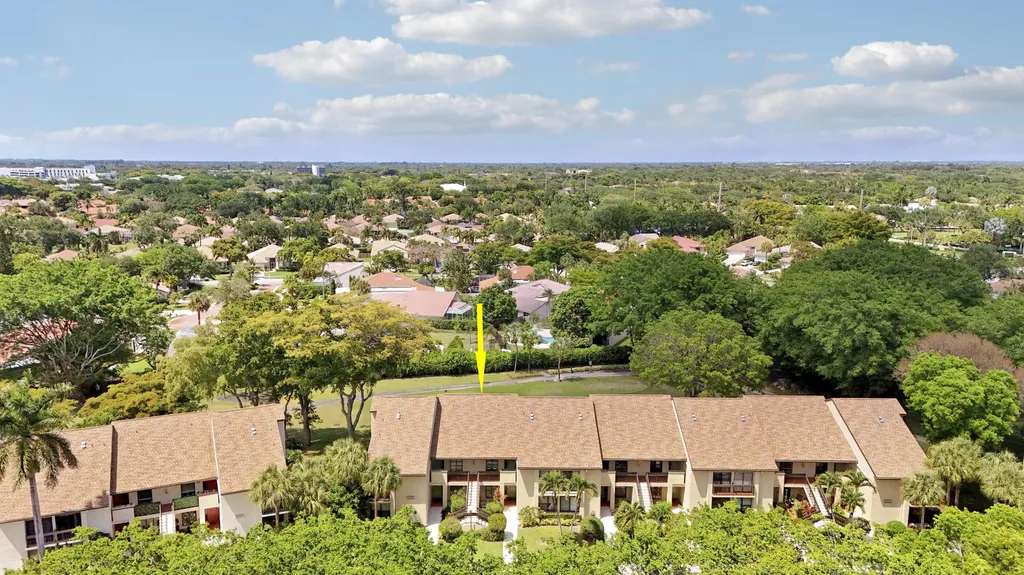 5121 Oak Hill Lane Delray Beach FL 33484