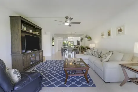 5121 Oak Hill Lane Delray Beach FL 33484