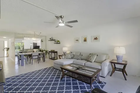 5121 Oak Hill Lane Delray Beach FL 33484