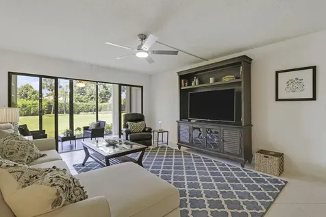 5121 Oak Hill Lane Delray Beach FL 33484